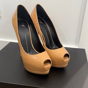 Giuseppe Zanotti Tan Peep-Toe Heels